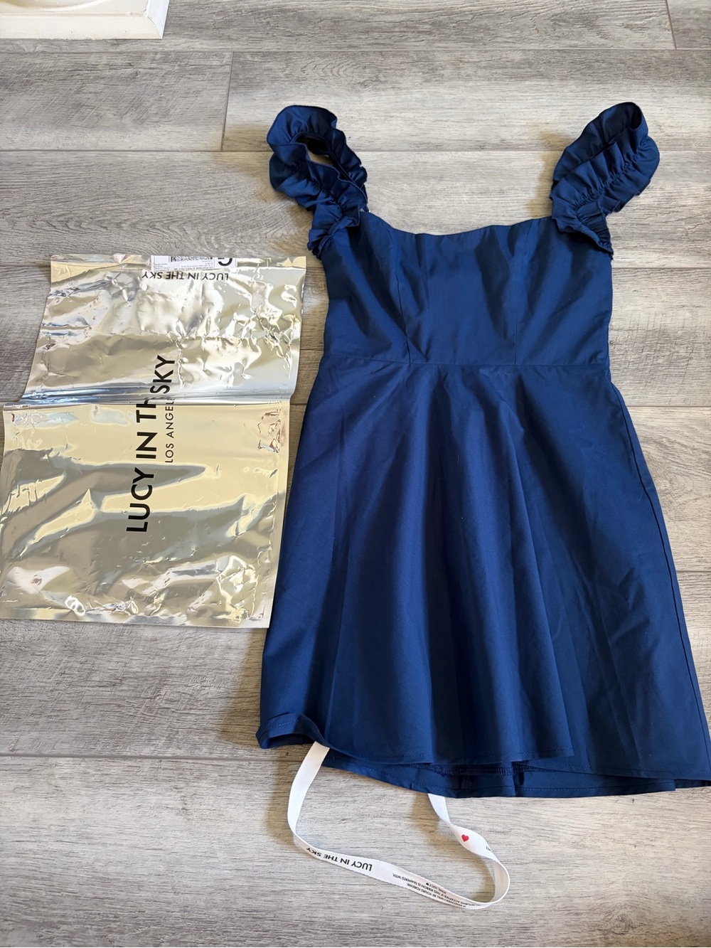 Homecoming - Lucy in the Sky Navy Ruffle Strap Mini Dress size Small